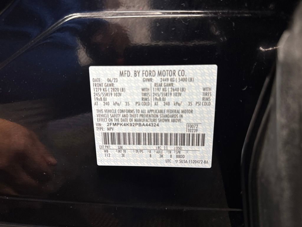 Certified 2023 Ford Edge Titanium image 30