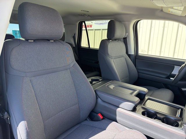 Certified 2025 Ford Expedition Active AWD/4WD image 8