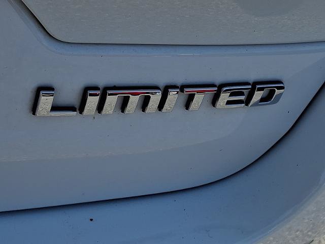 Used 2023 Jeep Grand Cherokee Limited AWD/4WD image 31
