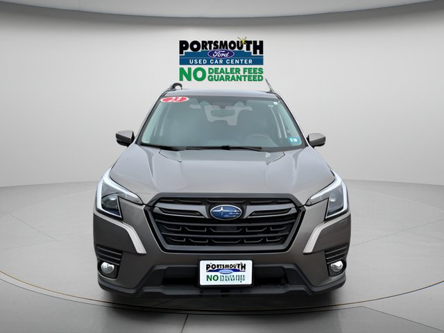 Used 2023 Subaru Forester Limited AWD/4WD image 9