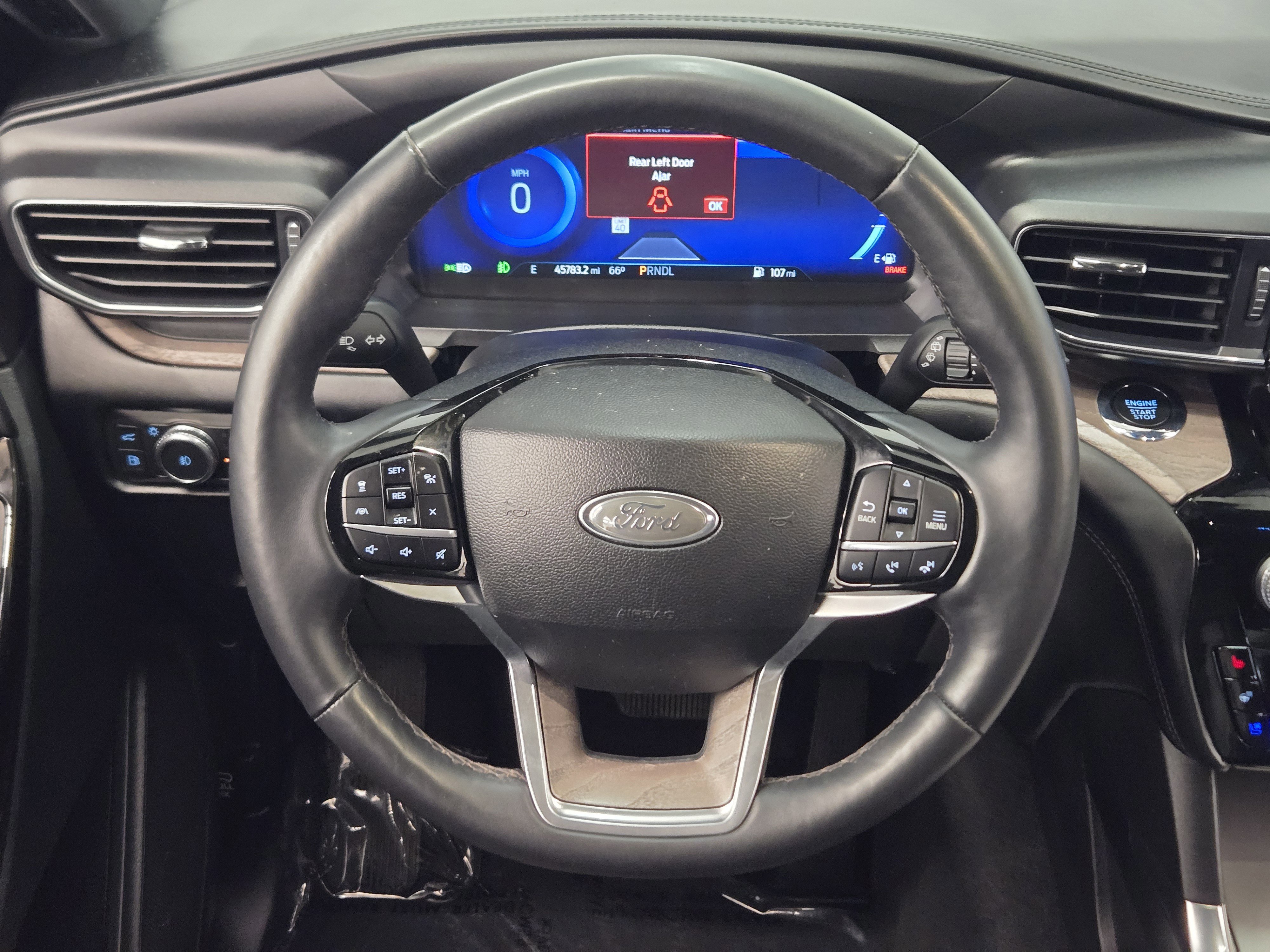 Certified 2023 Ford Explorer Platinum image 24