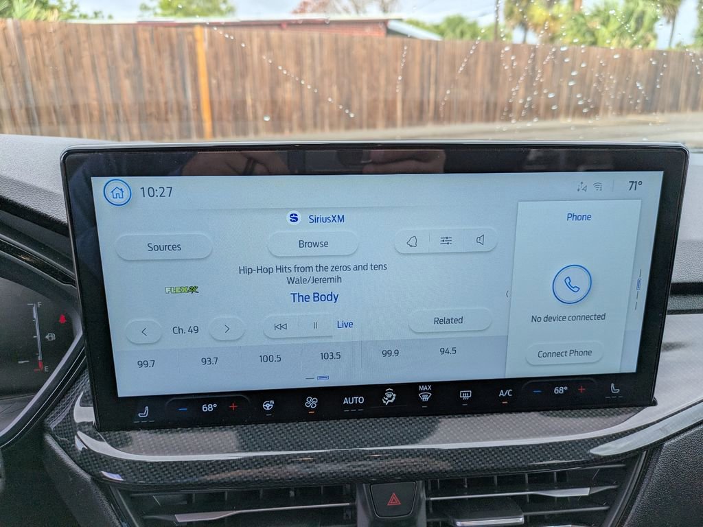 Certified 2025 Ford Escape ST-Line w/ Tech Pack #1 AWD/4WD image 19