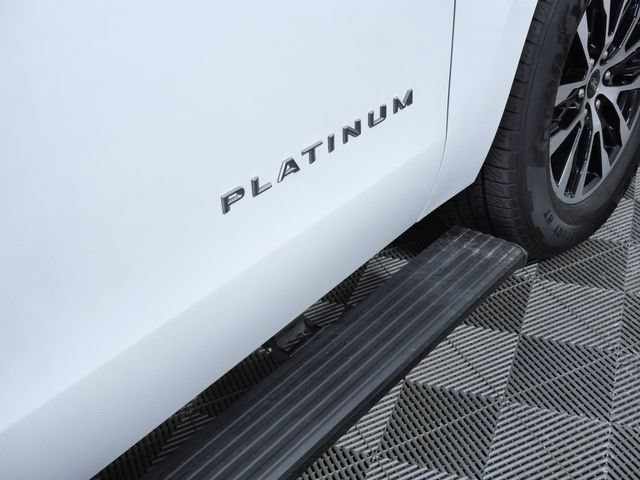 Certified 2025 Ford Expedition Max Platinum AWD/4WD image 9