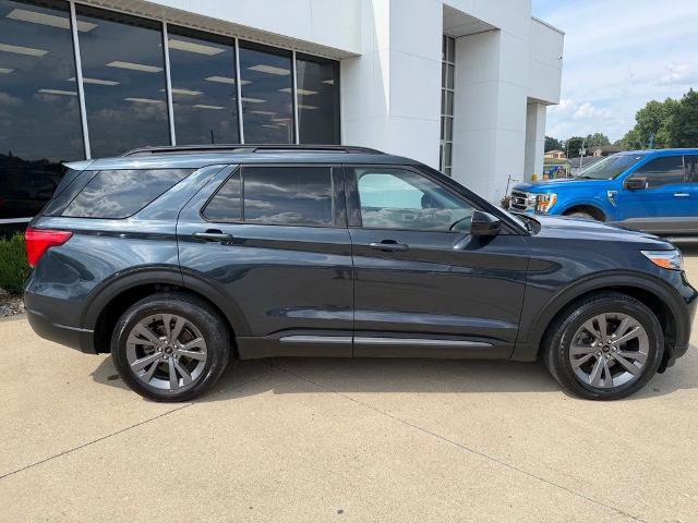 Certified 2022 Ford Explorer XLT w/ Equipment Group 202A AWD/4WD image 9