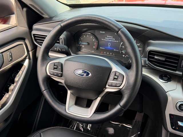 Certified 2022 Ford Explorer XLT w/ Equipment Group 202A AWD/4WD image 32