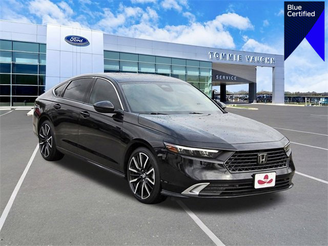 Used 2025 Honda Accord Touring image 1