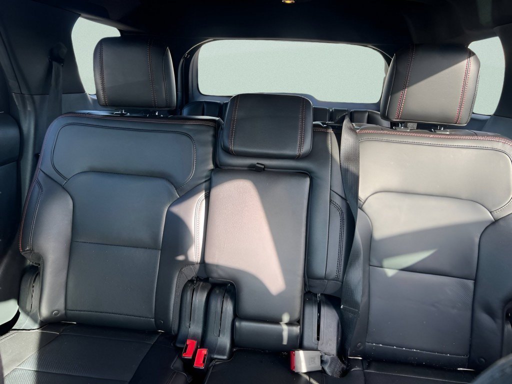 Certified 2018 Ford Explorer Sport w/ Ford Safe & Smart Package AWD/4WD image 28