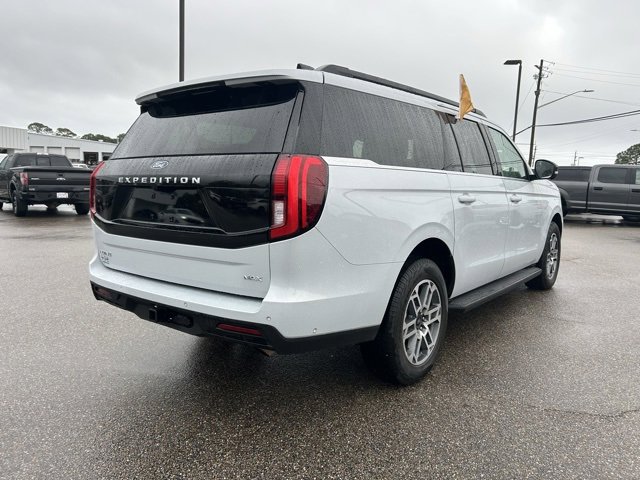 Certified 2025 Ford Expedition Max Active image 9
