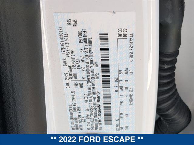 Certified 2022 Ford Escape SE w/ SE Sport Appearance Package image 25