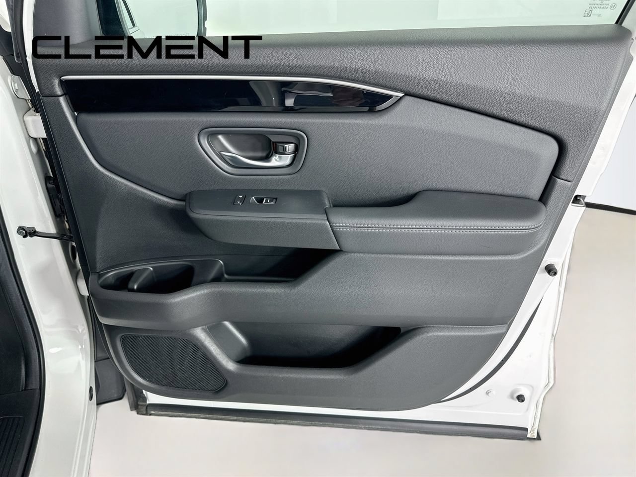 Used 2025 Honda Pilot EX-L image 36