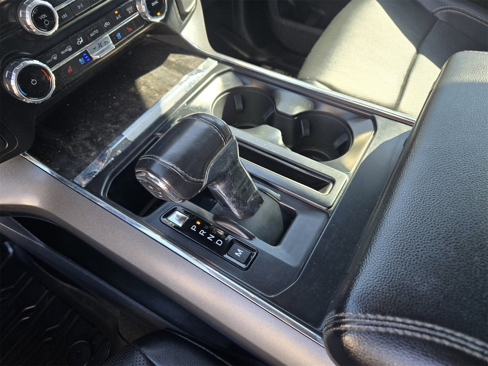 Certified 2023 Ford F150 Lariat w/ Trailer Tow Package image 18