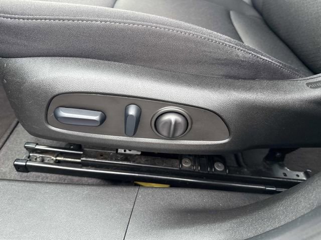 Used 2023 Chevrolet Malibu LT FWD image 25