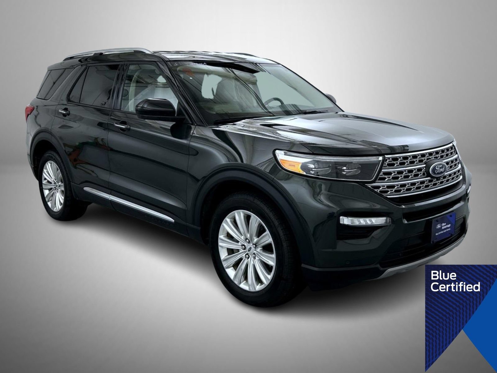 Certified 2023 Ford Explorer Limited AWD/4WD image 3