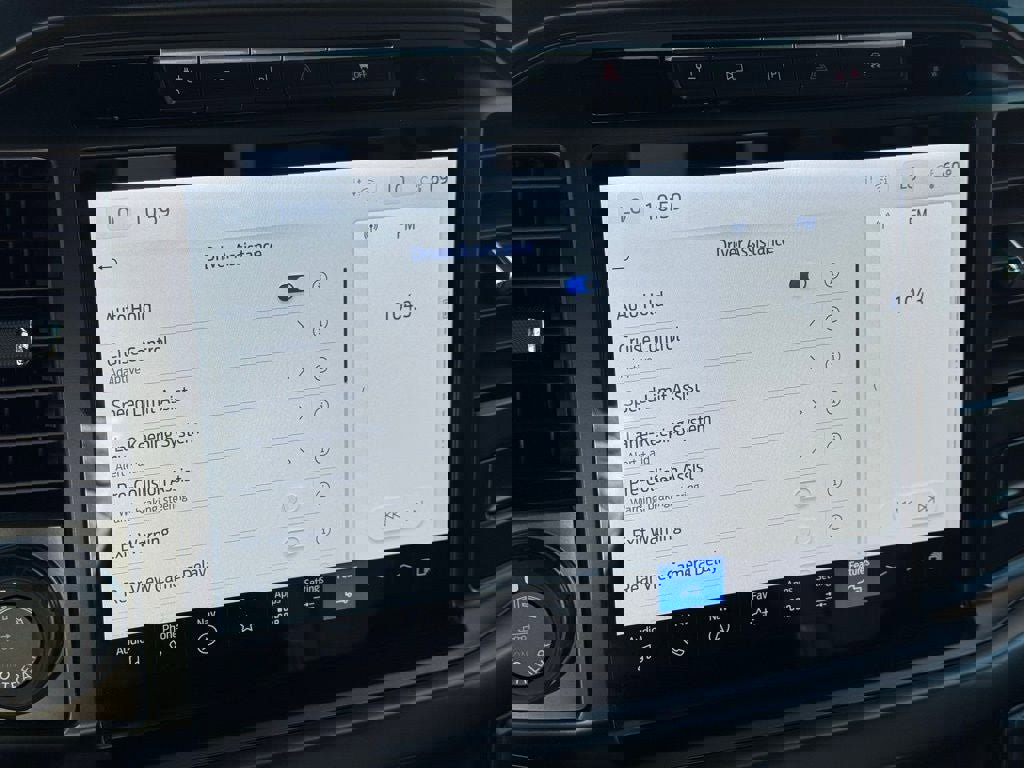 Certified 2024 Ford F150 XLT w/ Equipment Group 302A MID image 27