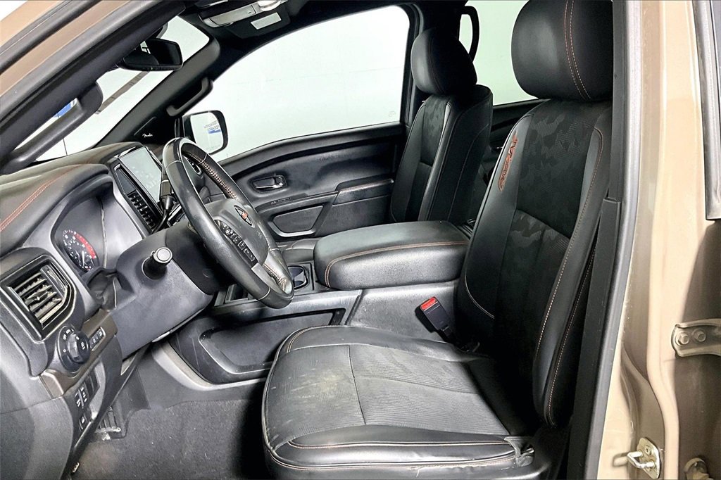 Used 2021 Nissan Titan PRO-4X w/ Pro-4x Utility Package image 18