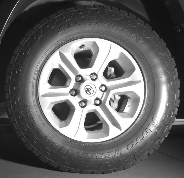 Used 2021 Toyota 4Runner SR5 AWD/4WD image 9