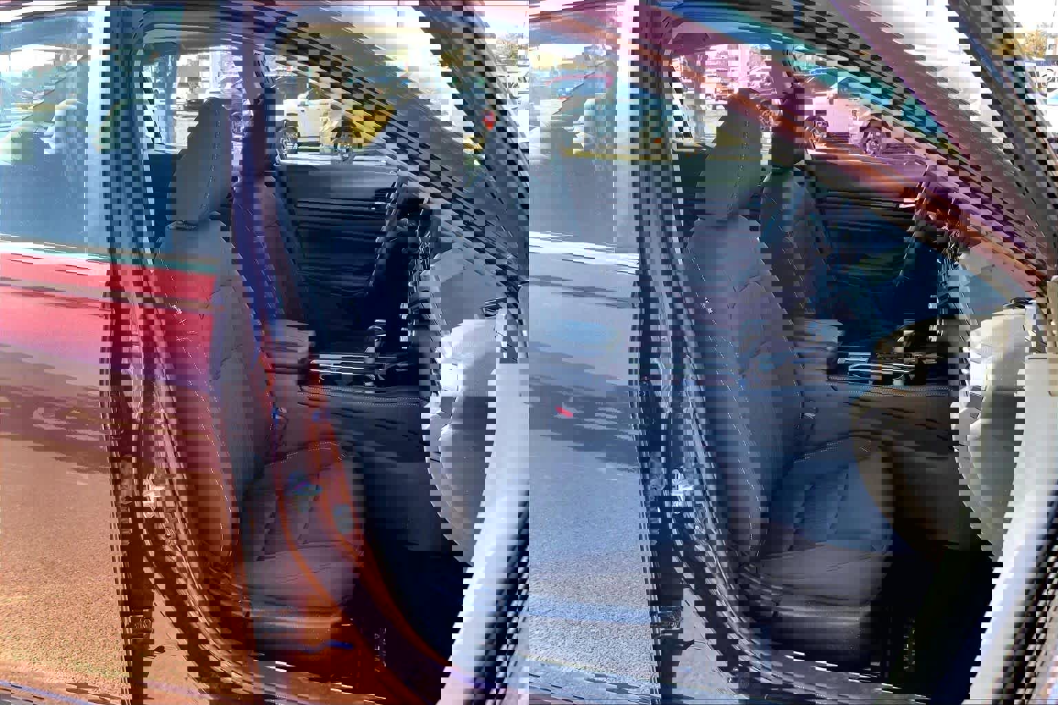 Used 2024 Nissan Altima 2.5 SV w/ SV Premium Package image 8