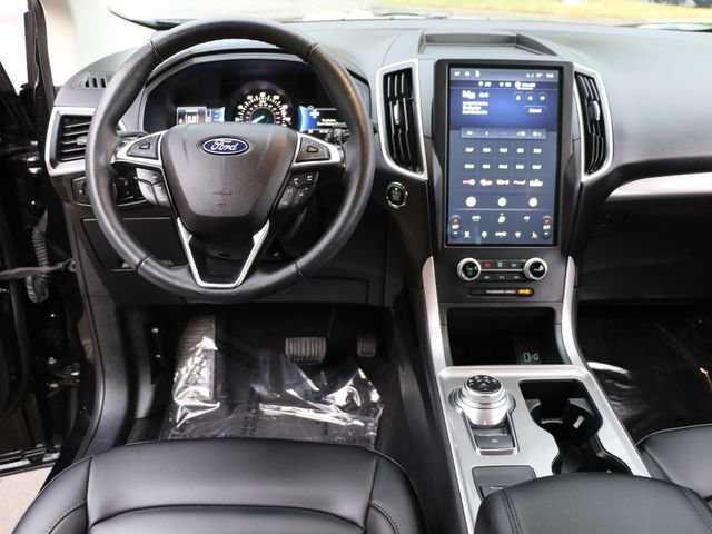 Certified 2024 Ford Edge SEL AWD/4WD image 17