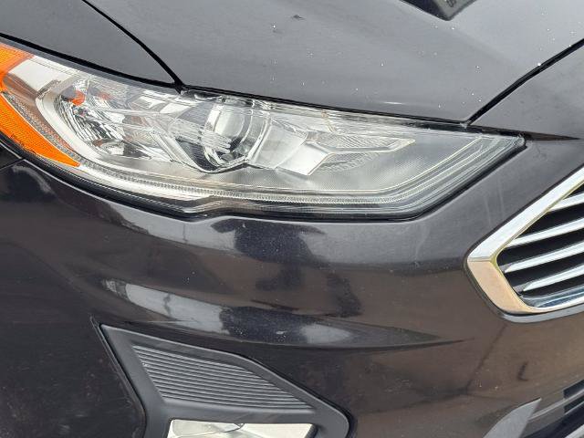 Certified 2020 Ford Fusion SE w/ Equipment Group 151A FWD image 19