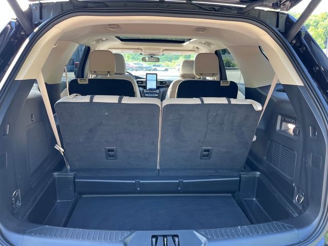Certified 2023 Ford Explorer Limited w/ Limited Technology Package AWD/4WD image 17