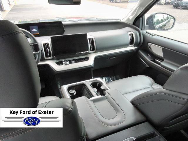 Certified 2025 Ford Expedition Active AWD/4WD image 27