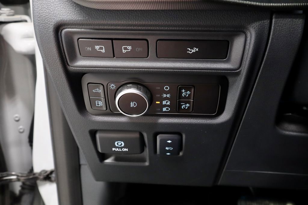 Certified 2024 Ford F150 Lariat AWD/4WD image 28