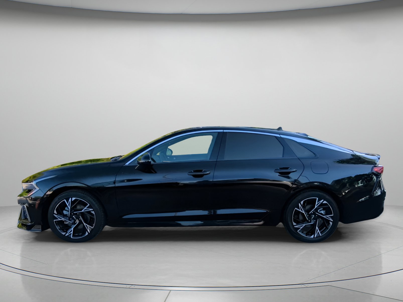 Used 2025 Kia K5 GT-Line w/ GT-Line Premium Package AWD/4WD image 17