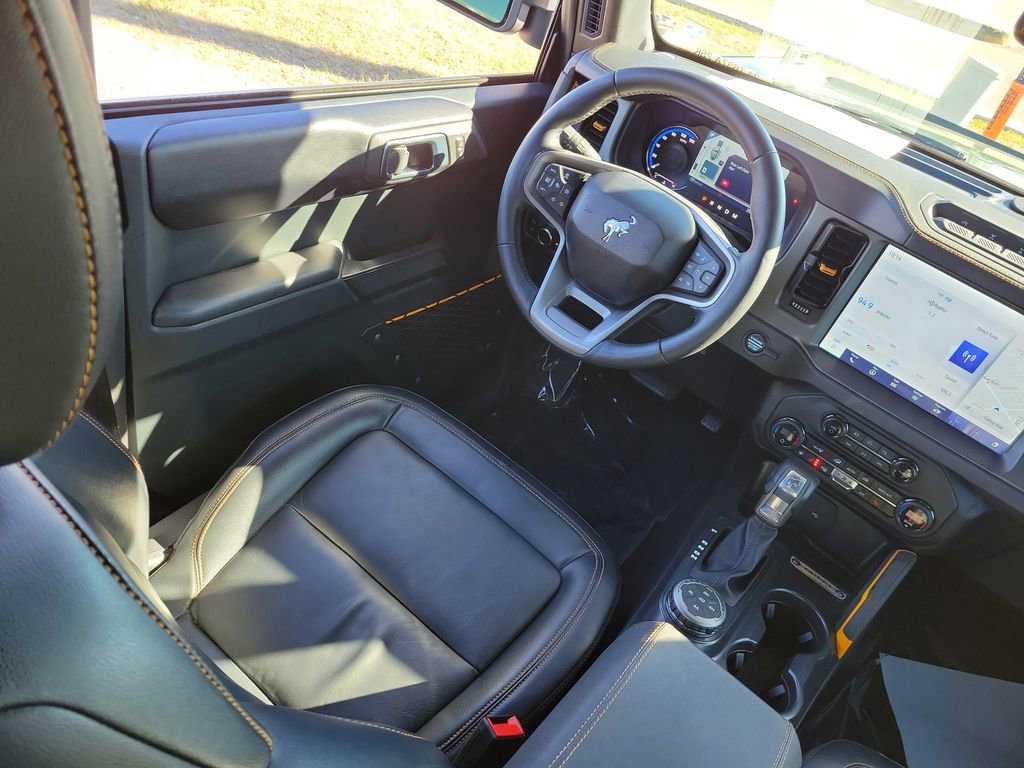 Certified 2024 Ford Bronco Badlands image 17