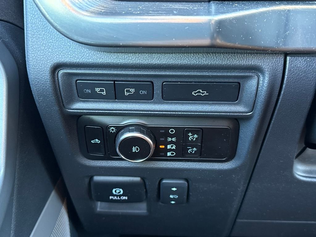 Certified 2023 Ford F150 Lariat w/ Equipment Group 502A High image 26