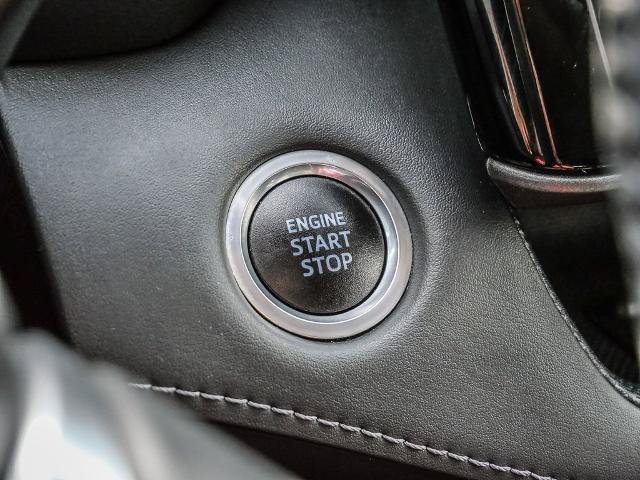 Used 2021 Toyota Highlander XLE AWD/4WD image 38