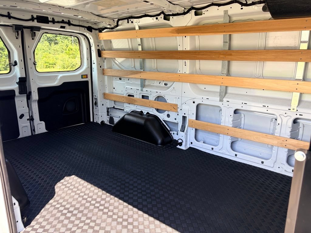 Certified 2025 Ford Transit 250 Low Roof w/ Exterior Upgrade Package RWD image 23