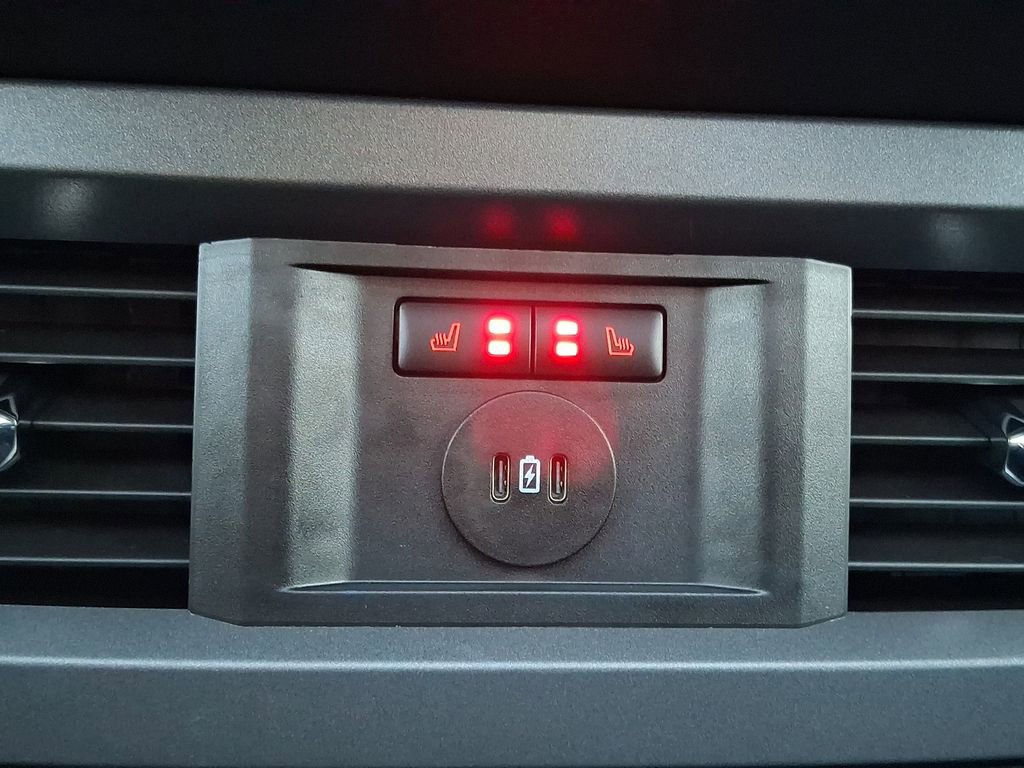 Certified 2024 Ford F250 Lariat w/ Lariat Ultimate Package image 11