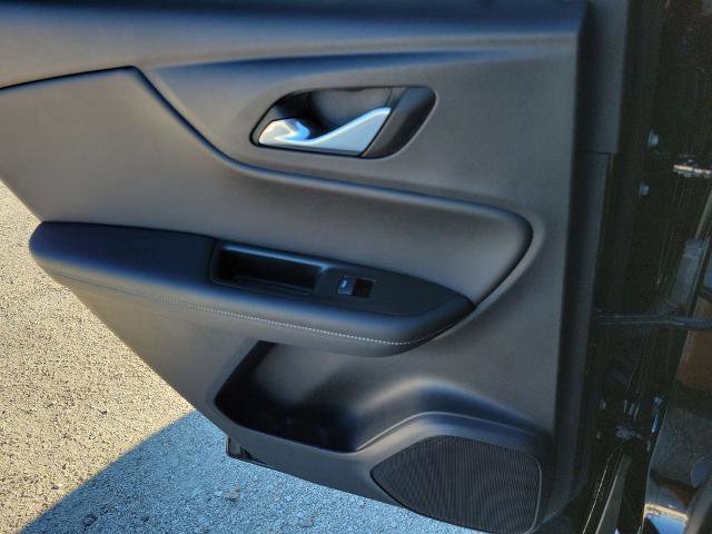 Used 2023 Chevrolet Blazer LT image 13