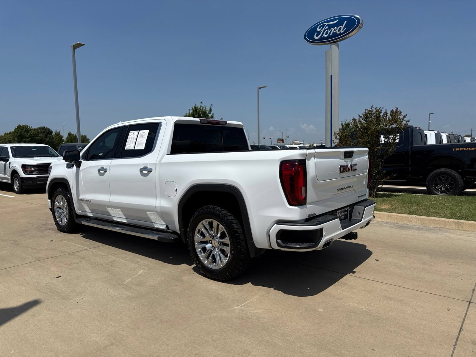 Used 2023 GMC Sierra 1500 Denali RWD image 33