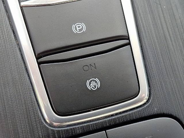 Certified 2022 Ford Escape SE AWD/4WD image 22
