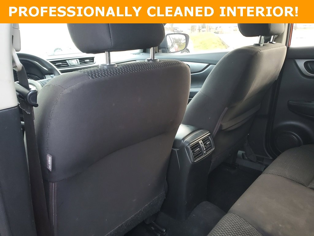 Used 2017 Nissan Rogue Sport S w/ S Appearance Package image 10