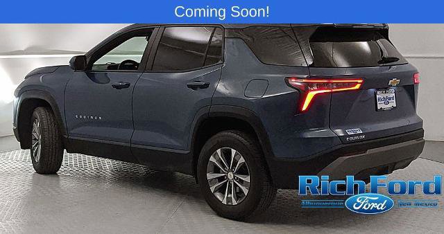 Used 2025 Chevrolet Equinox LT FWD image 3