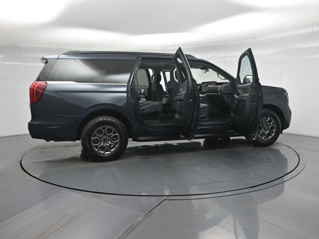 Certified 2025 Ford Expedition Max Active AWD/4WD image 32