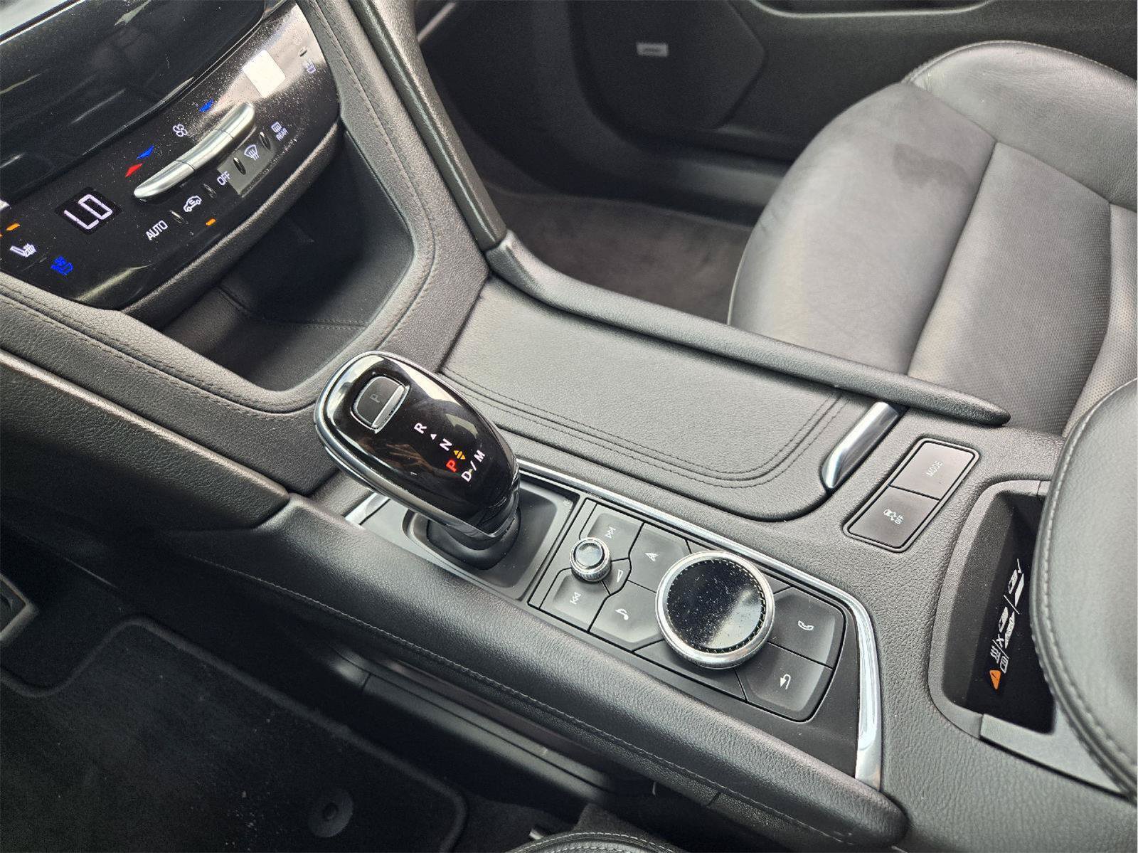 Used 2020 Cadillac XT6 Sport AWD/4WD image 18