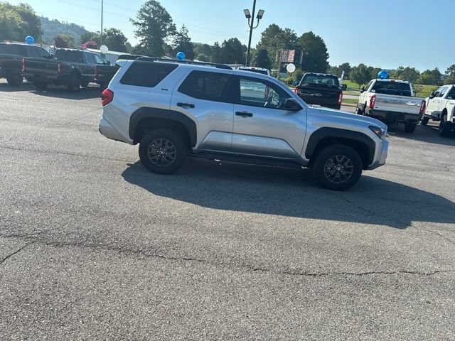 Used 2025 Toyota 4Runner SR5 AWD/4WD image 50