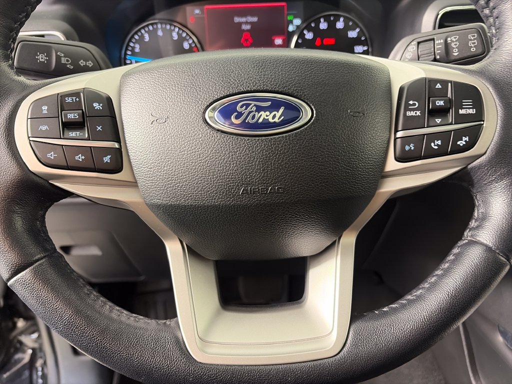 Certified 2023 Ford Explorer XLT w/ Equipment Group 202A AWD/4WD image 16