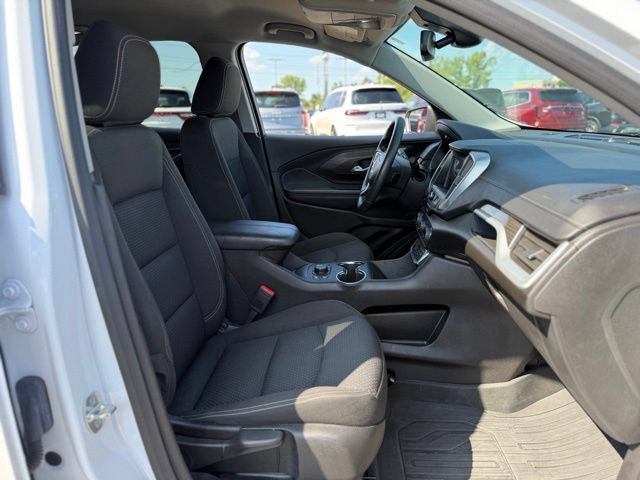 Used 2024 GMC Terrain SLE w/ Driver Convenience Package AWD/4WD image 15