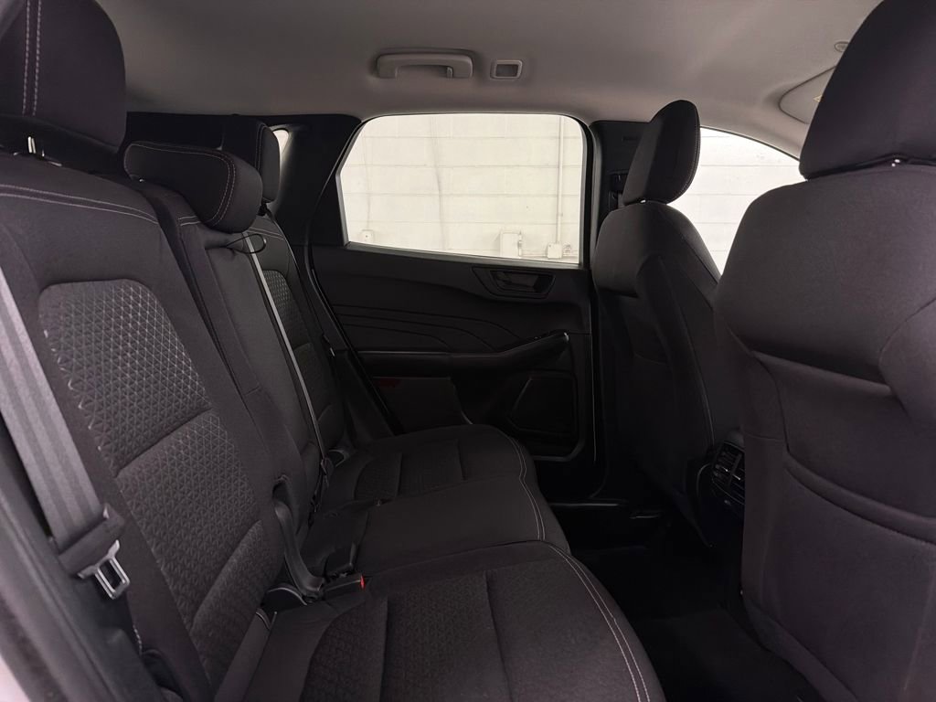 Certified 2024 Ford Escape Active image 31