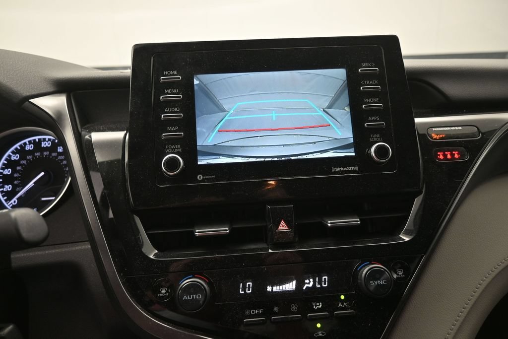 Used 2023 Toyota Camry LE FWD image 4