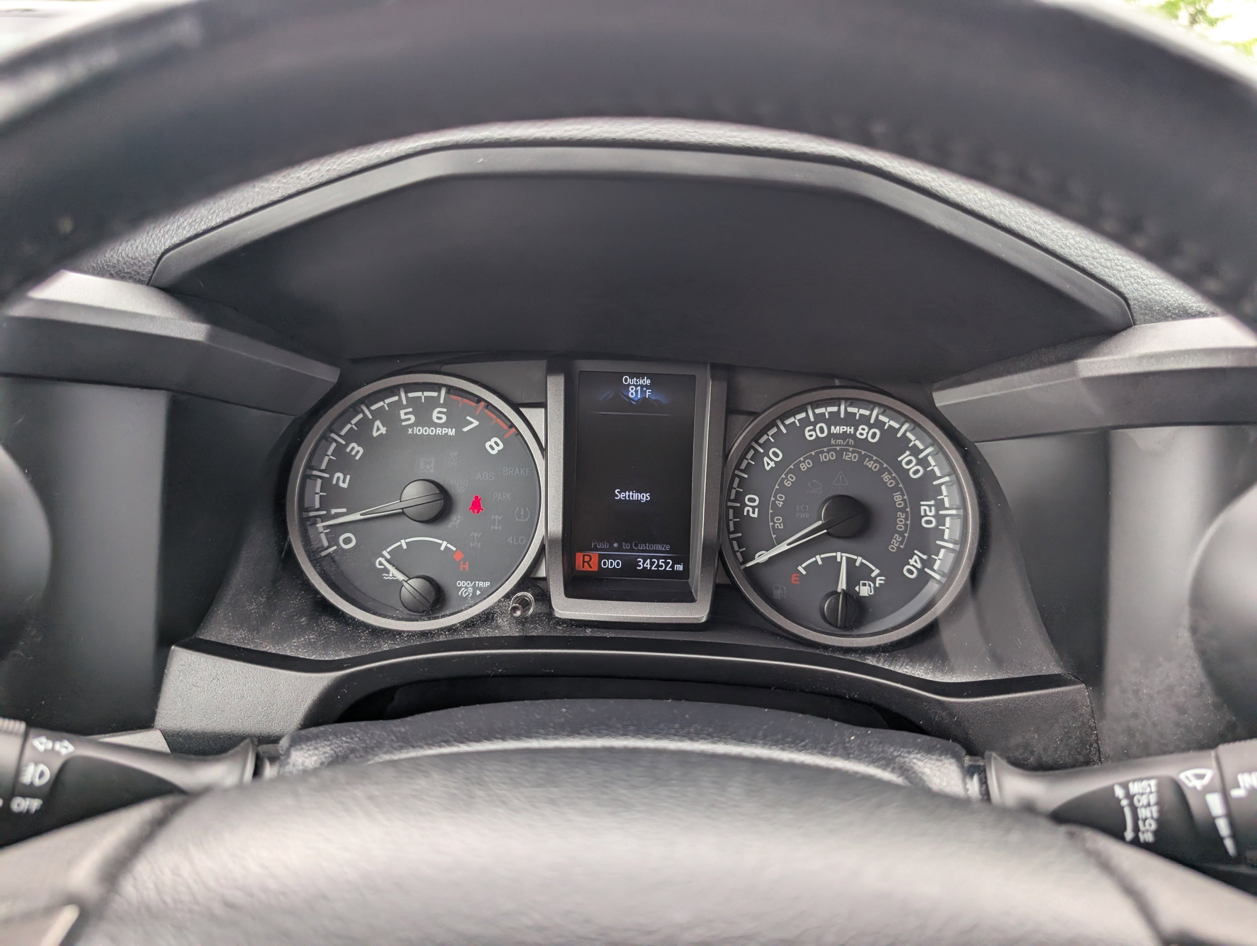 Used 2017 Toyota Tacoma TRD Sport AWD/4WD image 25