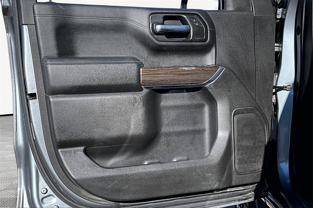 Used 2020 Chevrolet Silverado 1500 RST w/ All-Star Edition image 24