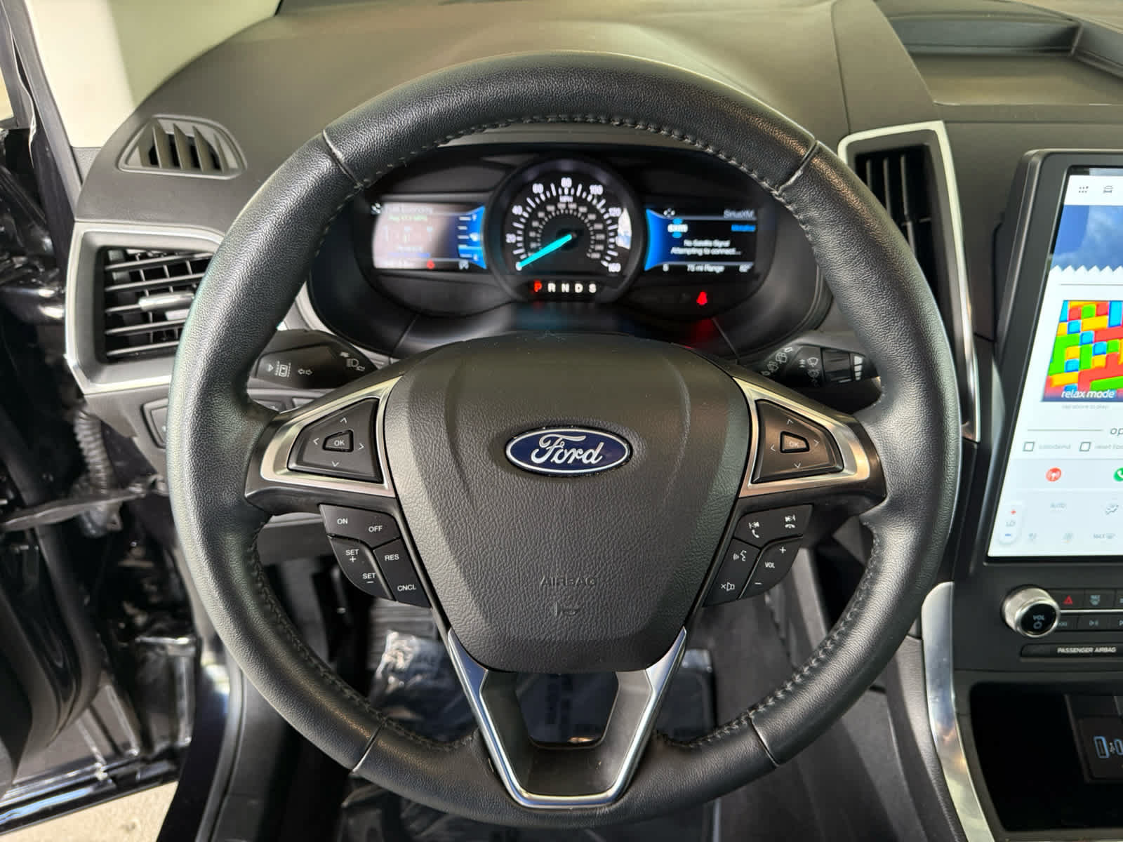 Certified 2024 Ford Edge Titanium AWD/4WD image 2