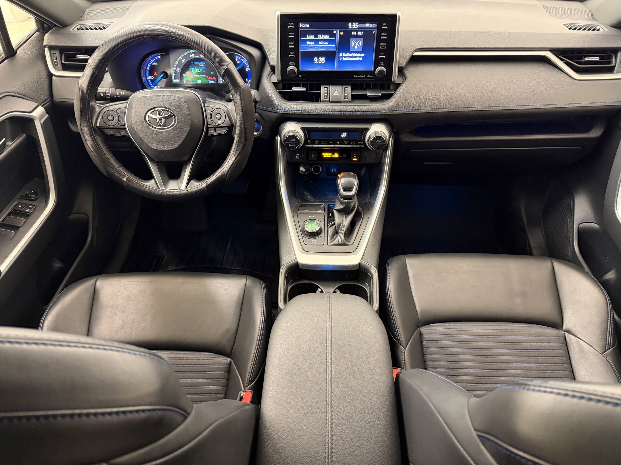 Used 2019 Toyota RAV4 XSE w/ Carpet Mat Package image 14