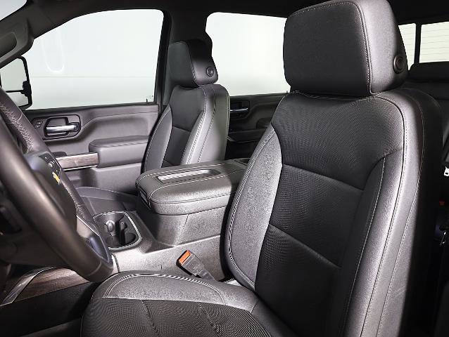 Used 2022 Chevrolet Silverado 3500 LTZ w/ LTZ Convenience Package image 8