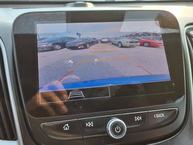 Used 2023 Chevrolet Malibu LS FWD image 12